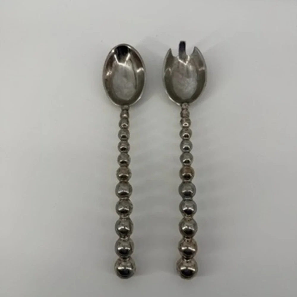 Mariposa Brillante String of Pearls Salad Servers Silver Aluminum‎ 2 Piece Set